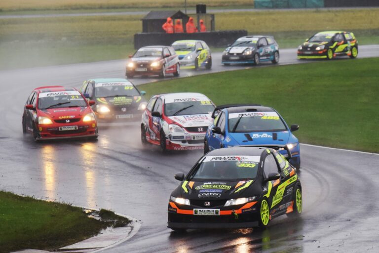 HEMR_Leading-Racing-Pack_01_0724