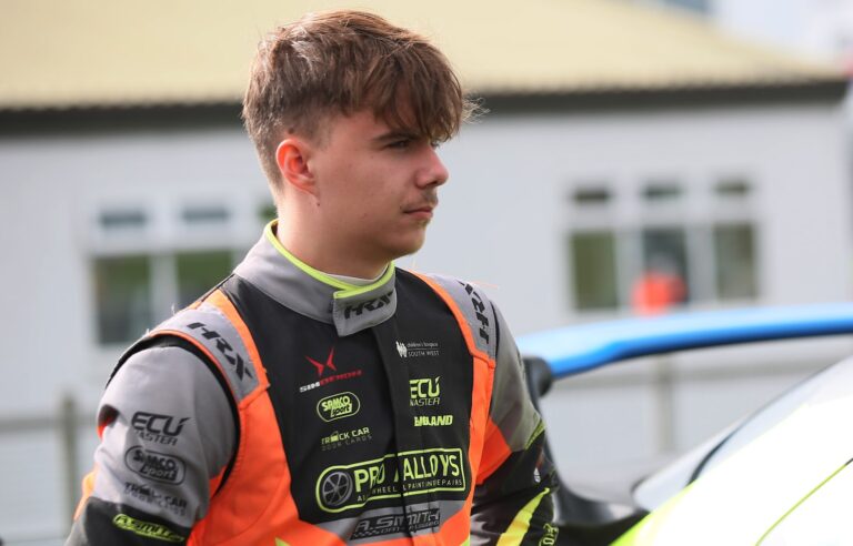 Harry-Racing-Overalls_1_Thruxton_Sept-2024